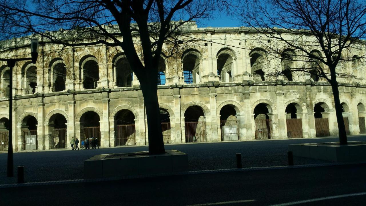 Domus Titus Spacieux T2 Proche De La Gare Nimes Exterior photo
